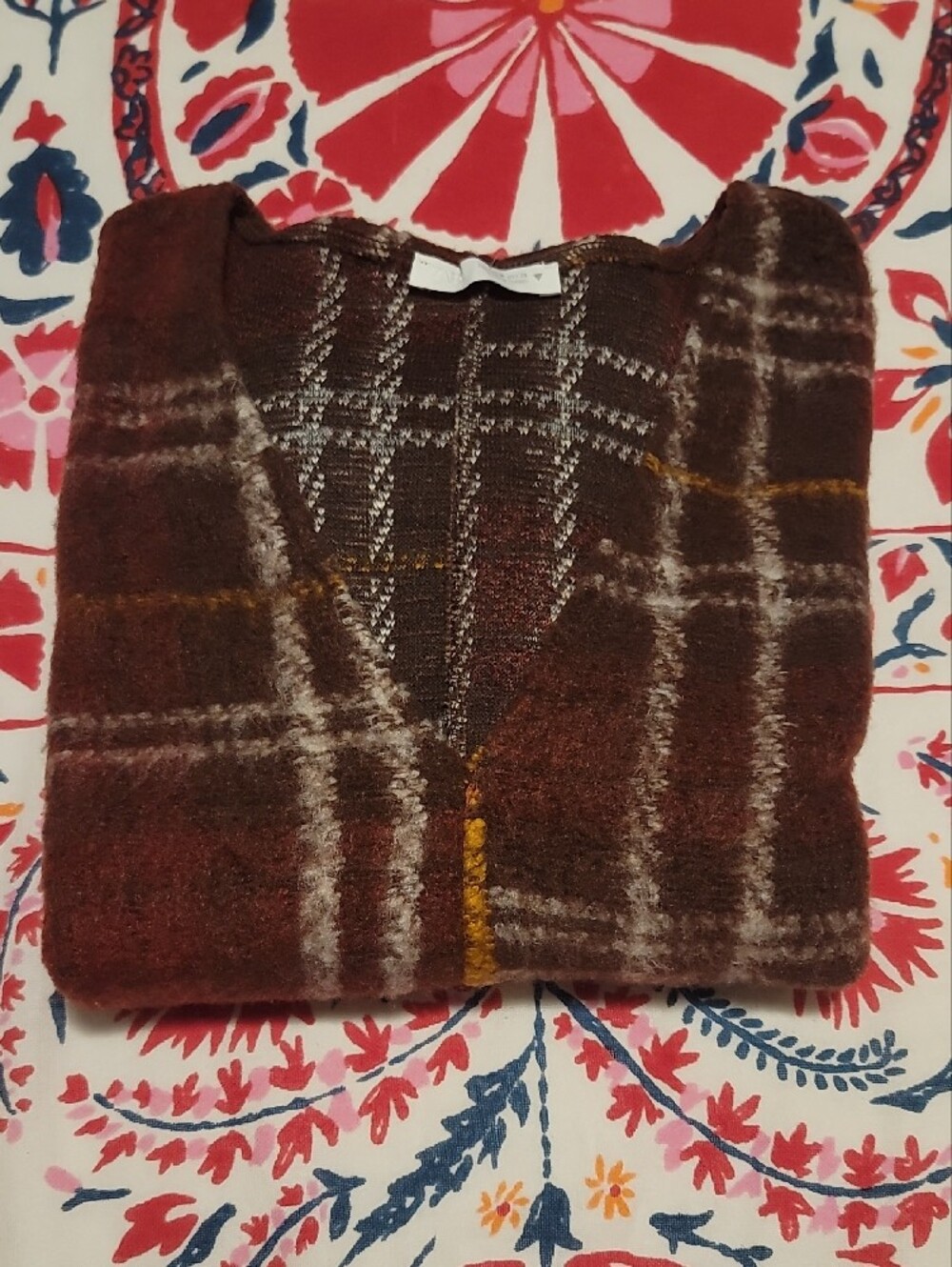 NWOT Zara Womens Warm Brown Red Plaid V Neck Fall Sweater Cream & Mustard Accent - Picture 16 of 16